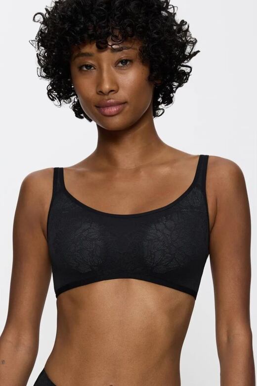 Triumph Fit Smart merevítők nélküli melltartó, fekete, 4D csipkével akciós termékkép 1