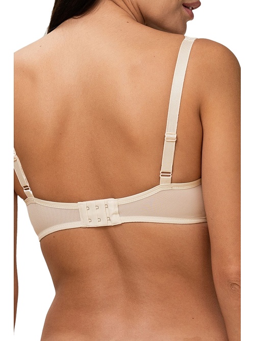 Triumph Amourette Charm WHP02 csipkés melltaró, bézs